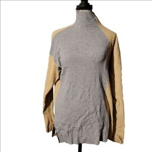 Cara Santana Nine West Medium Sweater